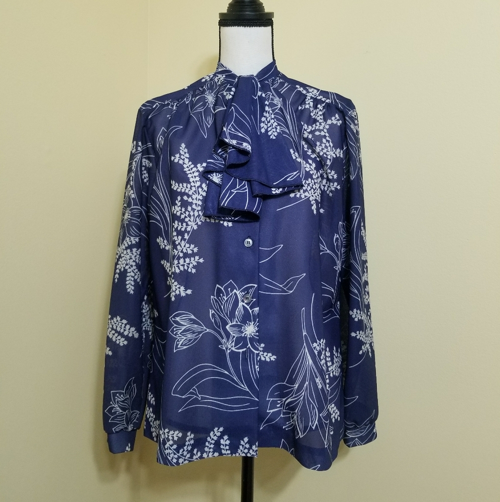 Vintage blue longsleeve